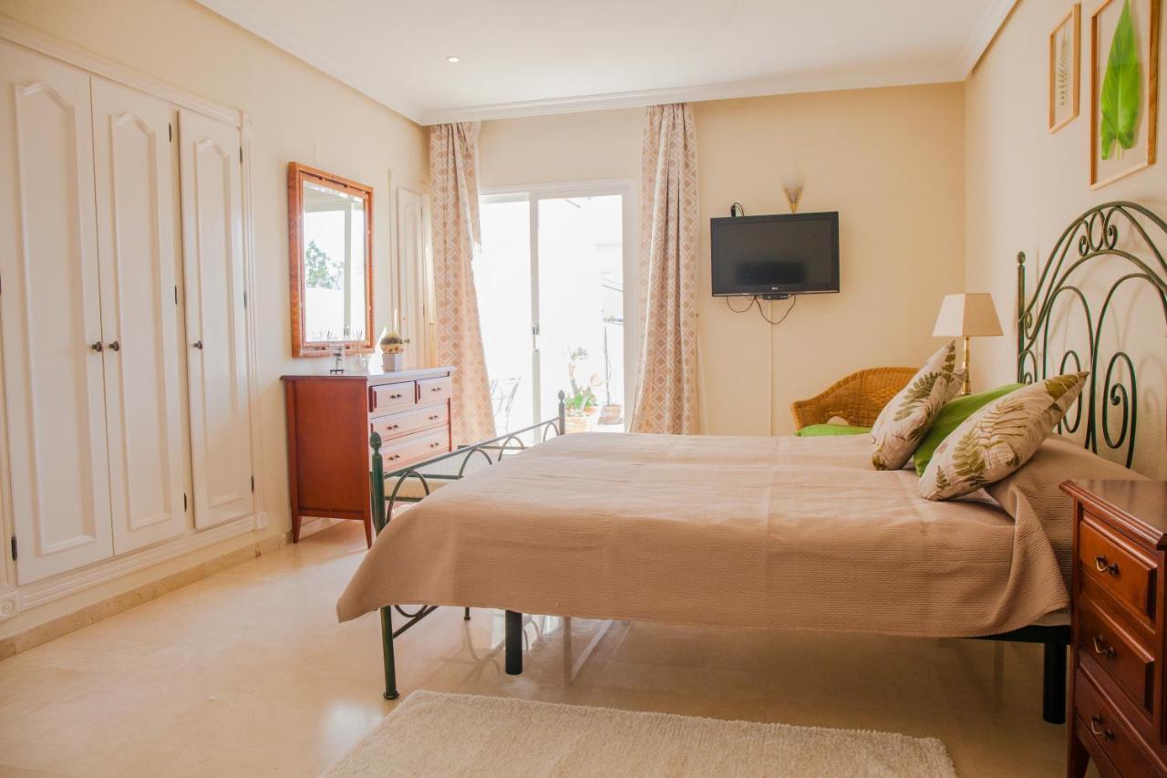 Dominion Apartments Εστεπόνα Εξωτερικό φωτογραφία