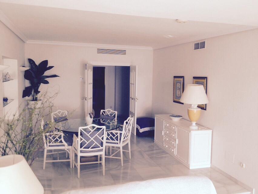 Dominion Apartments Εστεπόνα Δωμάτιο φωτογραφία